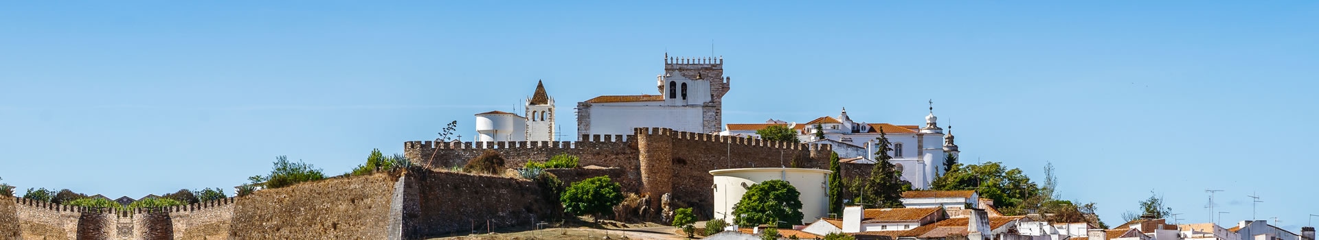 Your holiday to **Estremoz** starts here