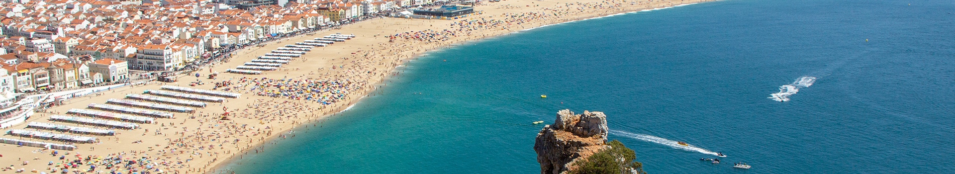Your holiday to **Nazaré** starts here