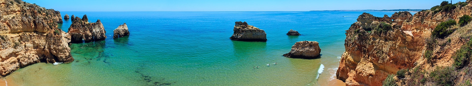 Flight+Hotel deals to **Alvor**