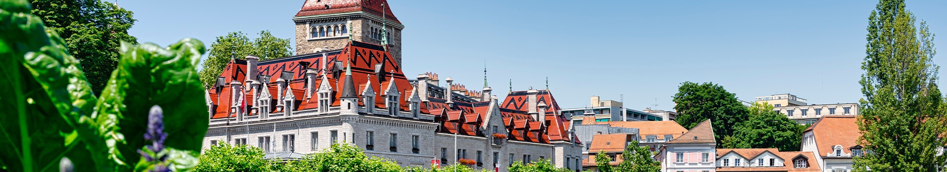 Your holiday to **Lausanne** starts here