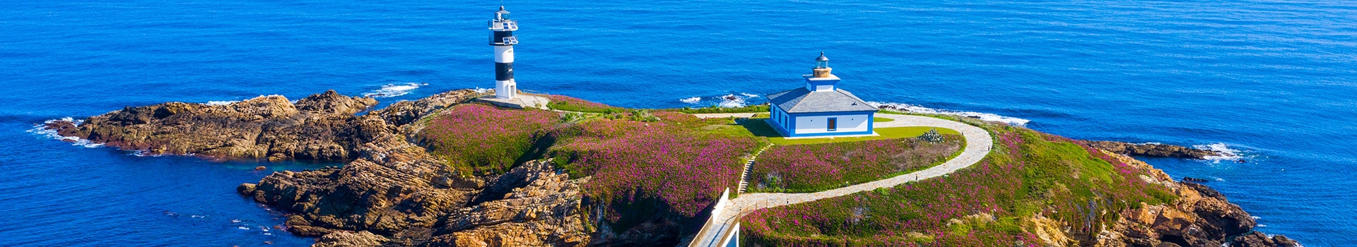 Flight+Hotel deals to **Ribadeo**