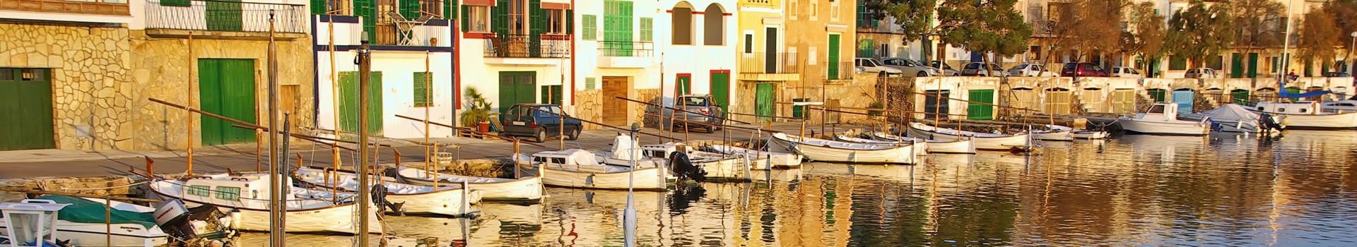 Flight+Hotel deals to **Porto Colom**