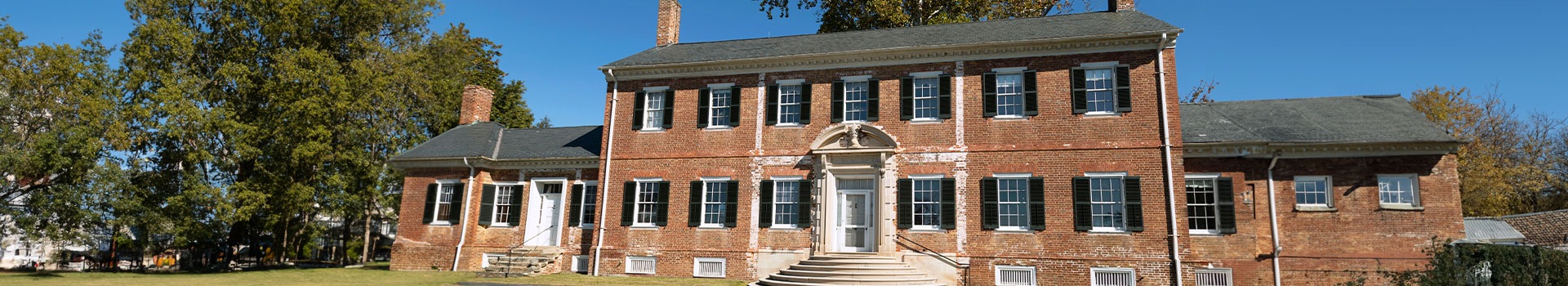 Flight+Hotel deals to **Fredericksburg - Va**