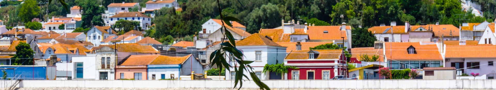 Your holiday to **Coruche** starts here