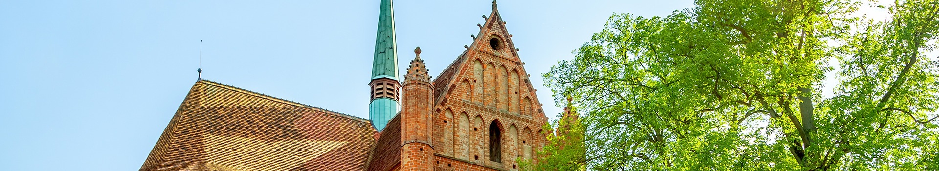Flight+Hotel deals to **Chorin**