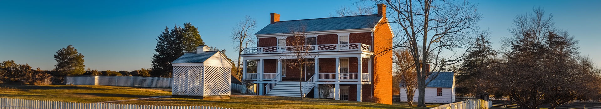 Flight+Hotel deals to **Appomattox**