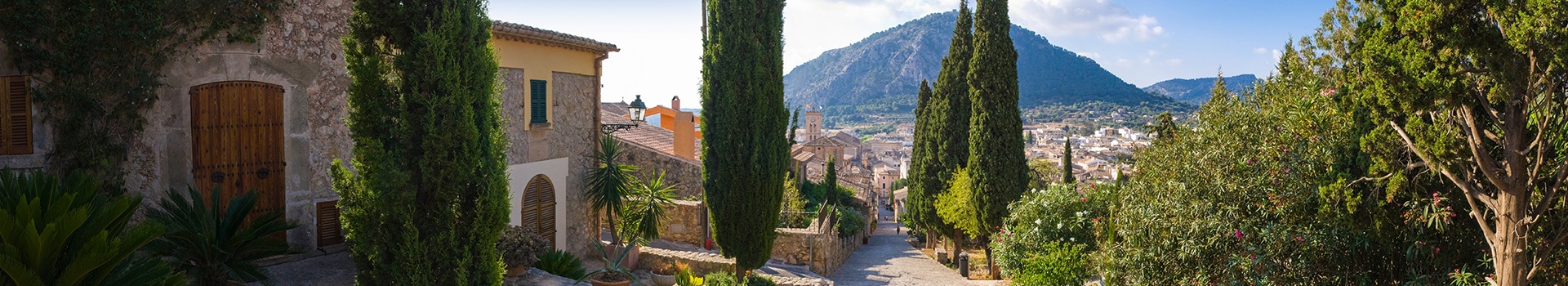 Your holiday to **Pollença** starts here