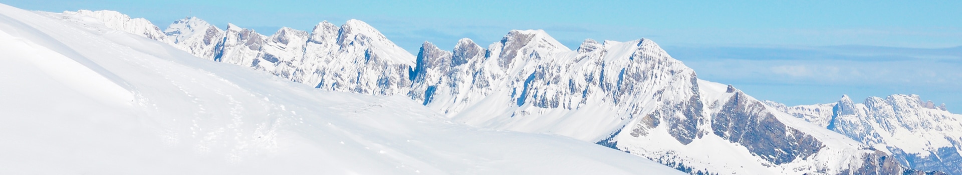 Flight+Hotel deals to **La Massana**
