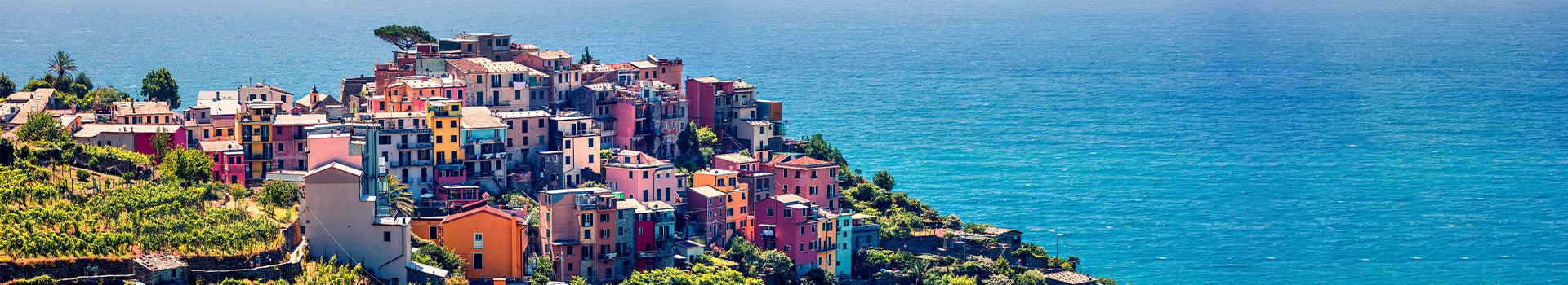 Your holiday to **Corniglia** starts here
