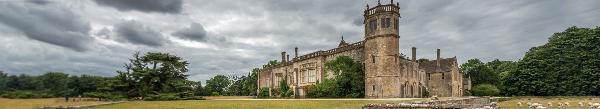 Flight+Hotel deals to **Lacock**