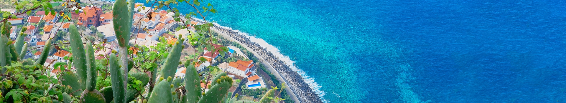 Flight+Hotel deals to **Prazeres**
