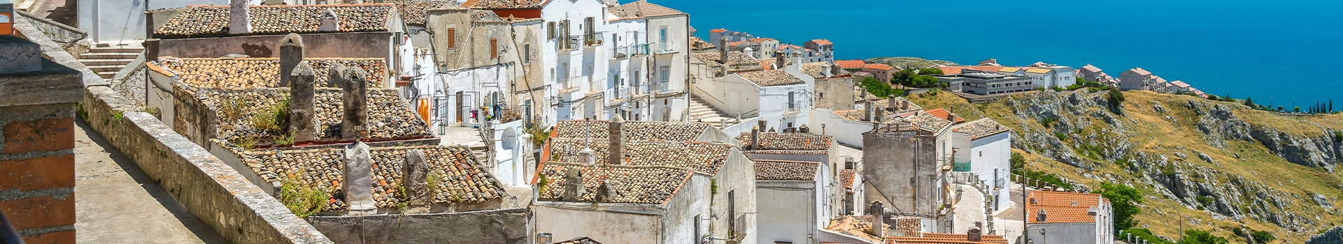 Your holiday to **Monte Sant'Angelo** starts here
