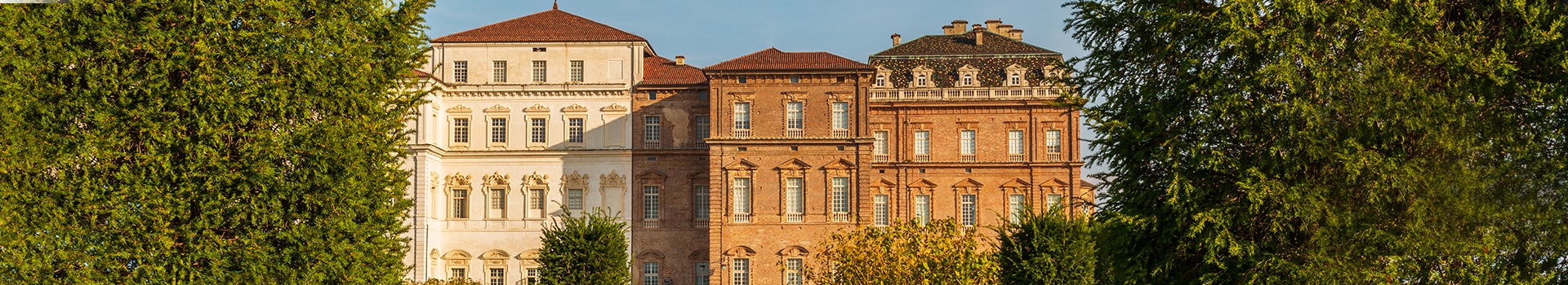 Your holiday to **Venaria** starts here
