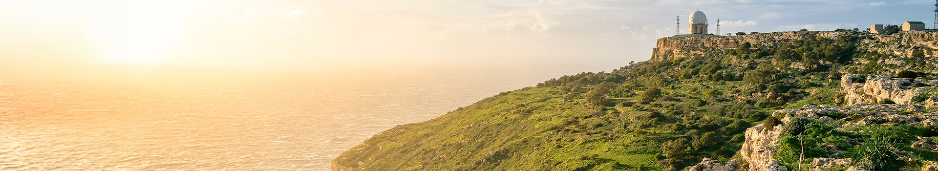 Flight+Hotel deals to **Dingli**