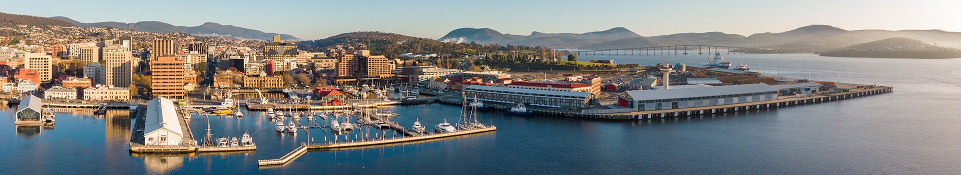 Your holiday to **Hobart** starts here