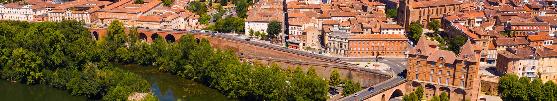 Flight+Hotel deals to **Montauban**