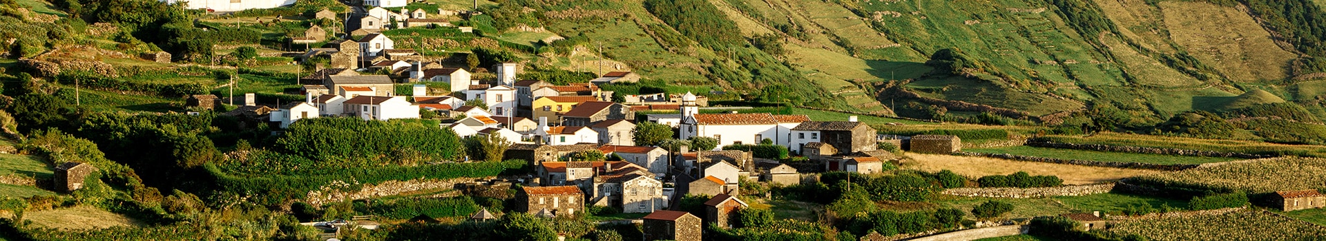 **Your Isla de Flores holiday starts here**