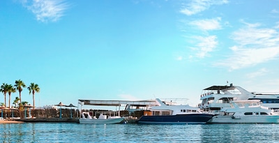 Hurghada and 7-night-Cruise Hurghada and 7-night-Cruise