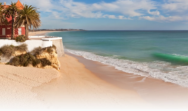 Our recommendations to plan the perfect holiday Armação de Pêra: Armação de Pêra. Hotel and holiday deals in Armação de Pêra
