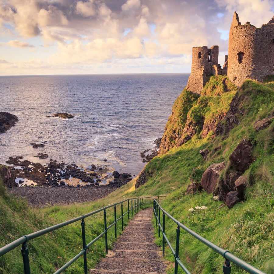 Ireland: Emerald Isle Northern Route with Dublin and the Causeway Coast ...