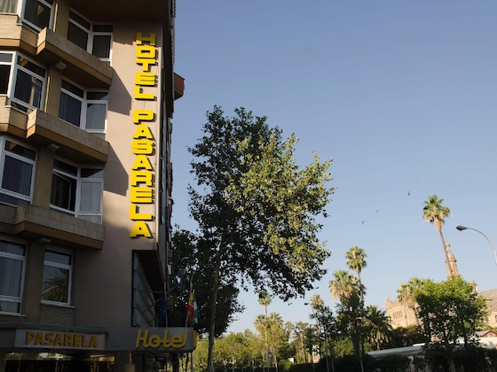 Gallery - Hotel Pasarela