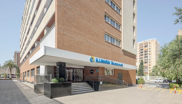 Gallery - Hotel Ilunion Romareda