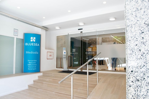 Gallery - Blue Sea Mediodia