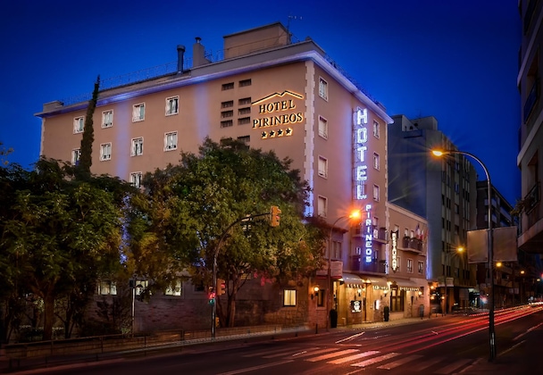 Gallery - Hotel Pirineos Figueres by Pierre & Vacances