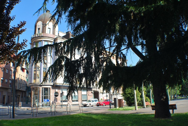 Gallery - Hotel Mieres Del Camino