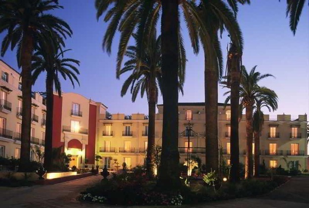 Gallery - Vita Palmera Plaza