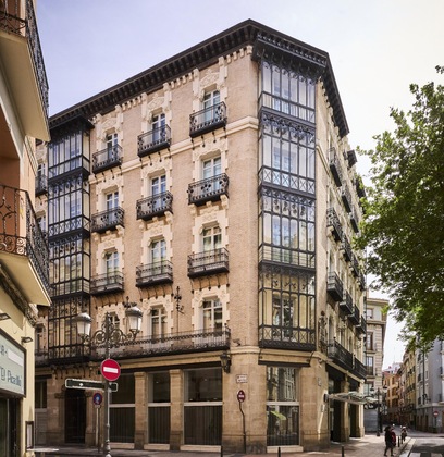 Gallery - Catalonia El Pilar