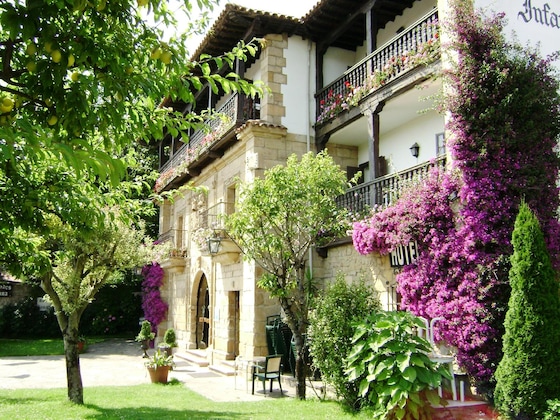 Gallery - Hotel Museo Los Infantes