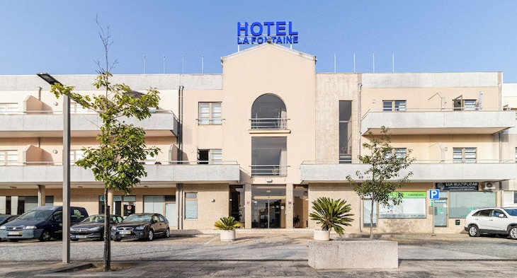 Gallery - La Fontaine Hotel