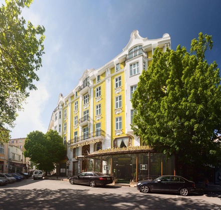 Gallery - Grand Hotel London