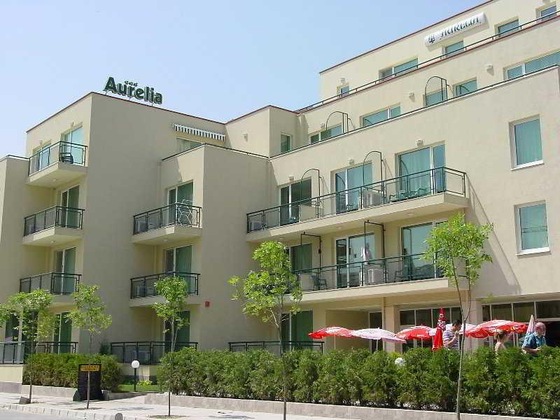 Gallery - Aurelia
