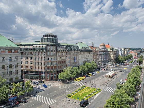 Gallery - Ea Hotel Rokoko