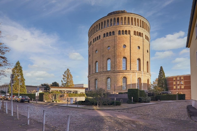 Gallery - Wasserturm Hotel Cologne, Curio Collection By Hilton