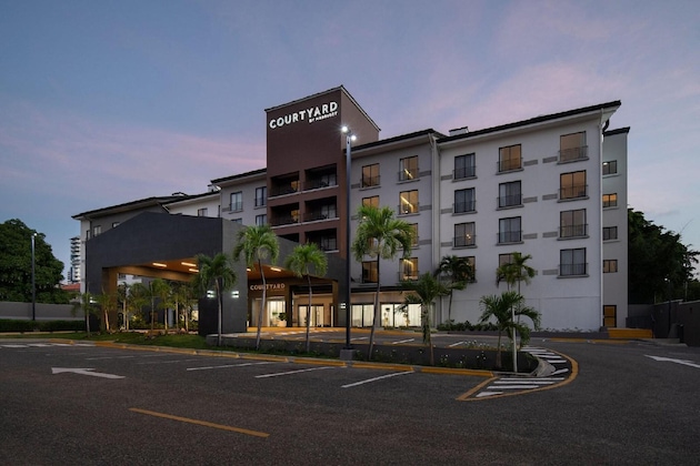 Gallery - Courtyard By Marriott Santo Domingo