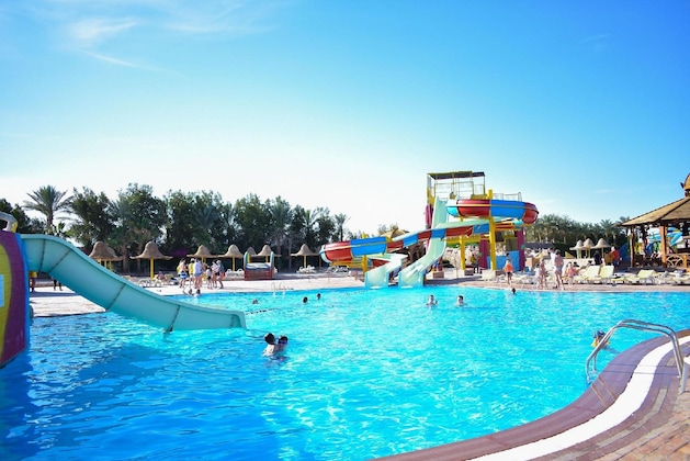 Gallery - Parrotel Aquapark Resort
