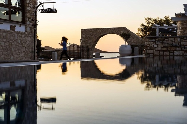 Gallery - Contaratos Beach