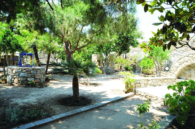 Gallery - Kamari Hotel