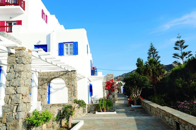 Gallery - Kamari Hotel