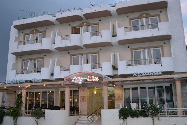 Gallery - Astron Hotel