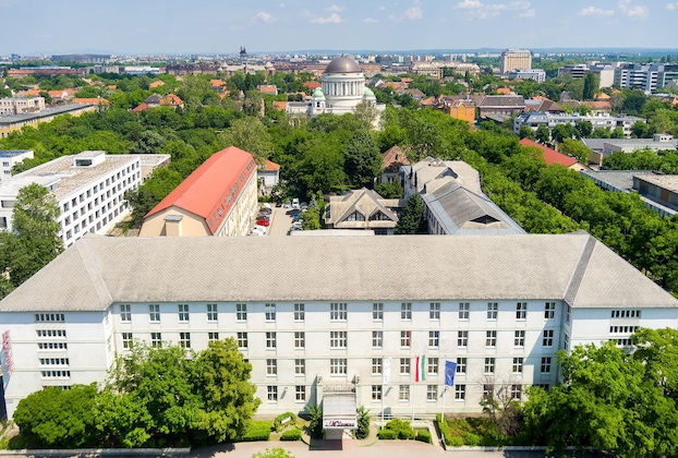 Gallery - Hotel Millennium