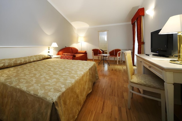 Gallery - Hotel Terminal