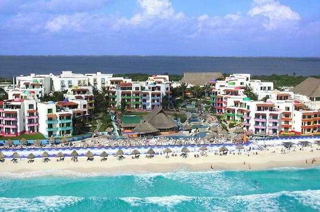 Gallery - El Pueblito Beach
