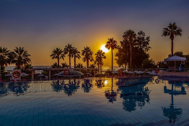 Gallery - The Grand Blue Sky International