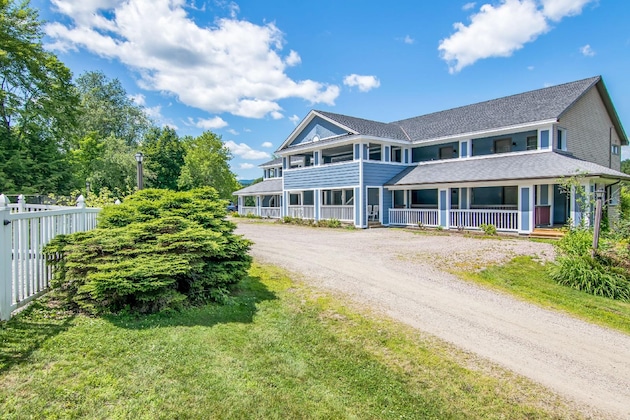 Gallery - Grey Fox Inn