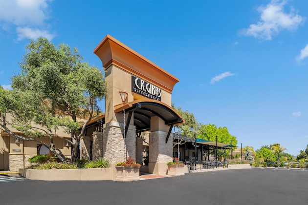 Gallery - Best Western Plus Hilltop Inn