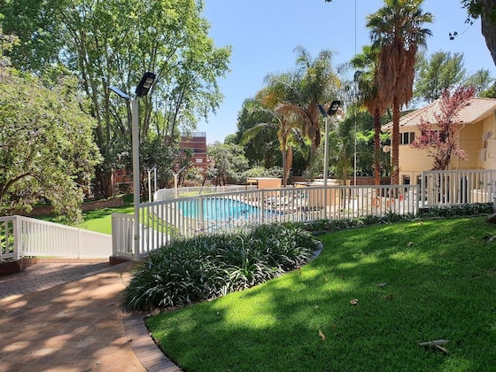 Gallery - Holiday Inn Johannesburg Sunnyside Park By Ihg